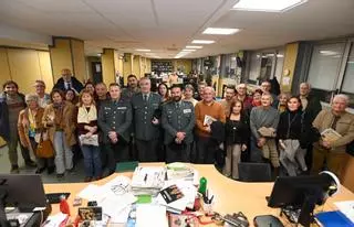 Guardias civiles expertos en ciberestafas mantienen un encuentro con suscriptores de FARO