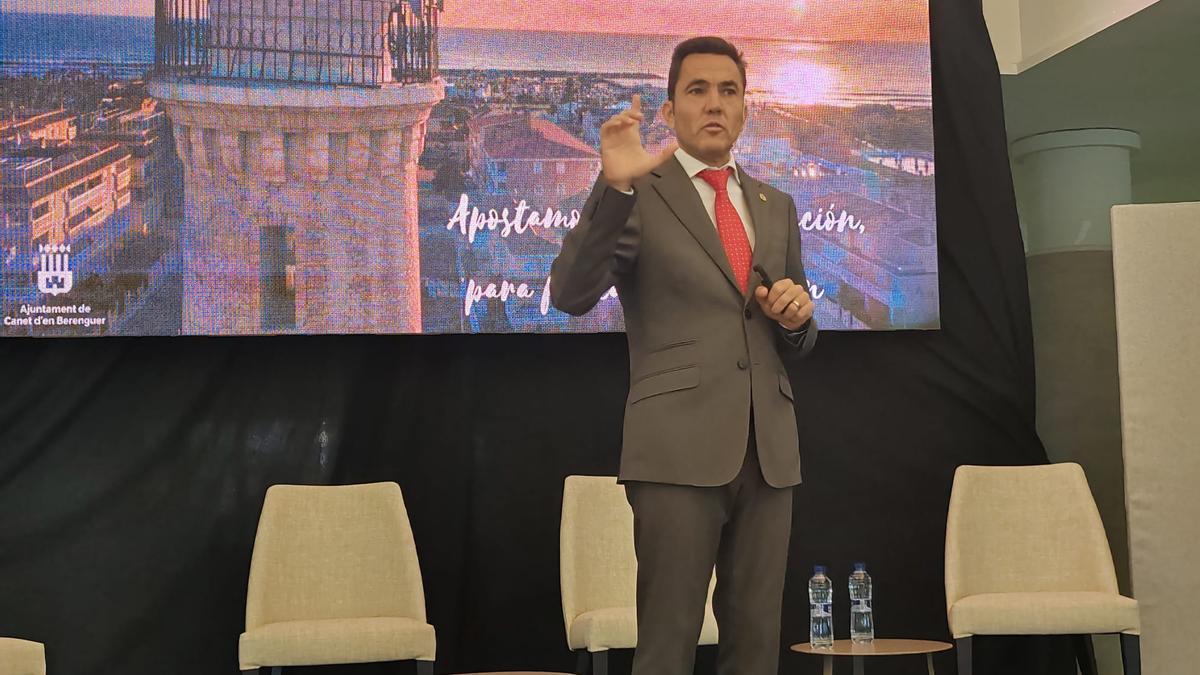 Pere Antoni durante la clausura del Congreso.
