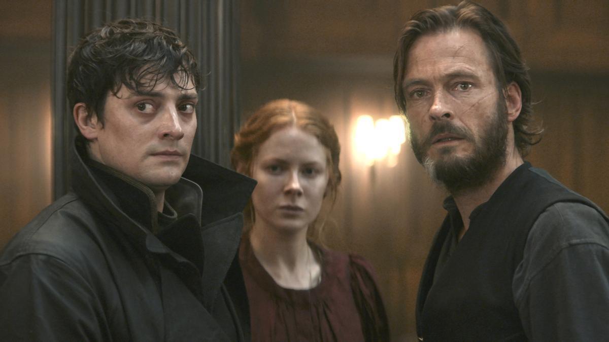 Aneurin Barnard, Emily Beecham i Andreas Pietschmann a ’1899’