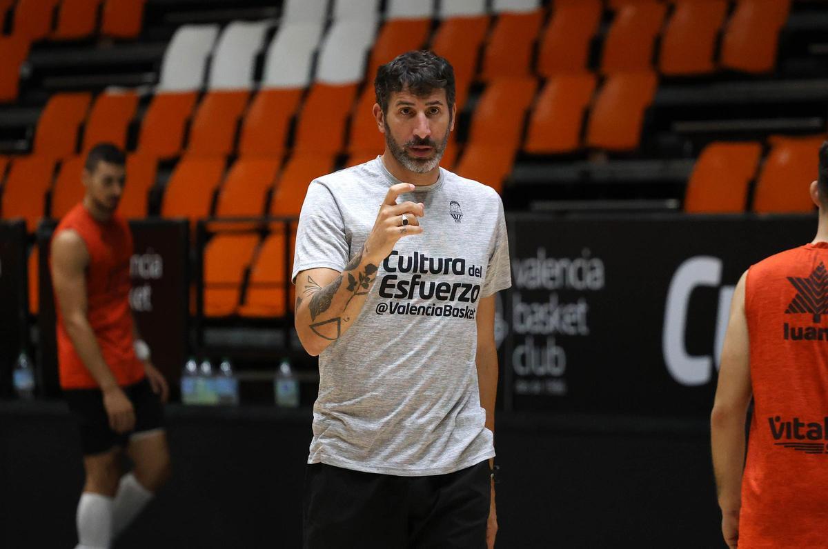 Entrenamiento del Valencia Basket previo al partido frente a Maccabi