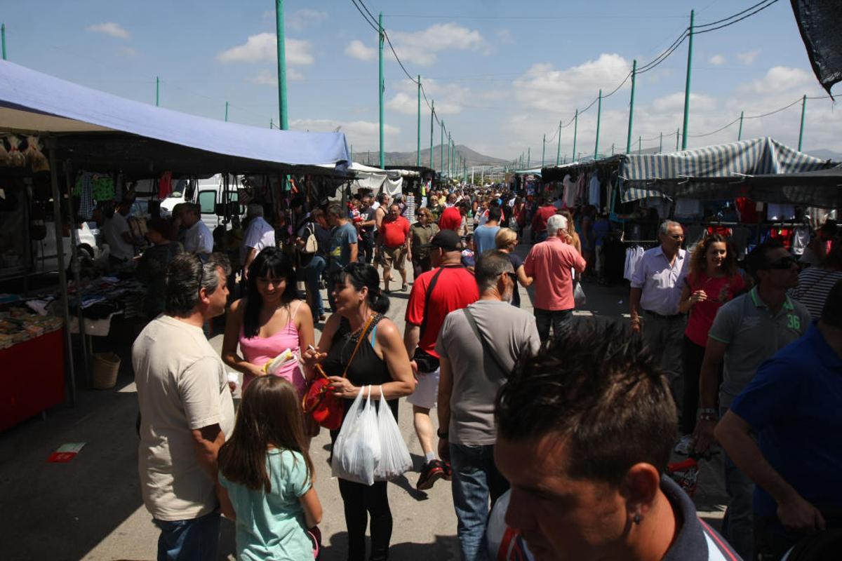 Mercadillo del Cortijo de Torres.