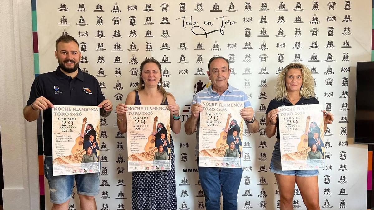 Alberto Camarón, María Velasco, Isaac Garduño y Thais Canelo.