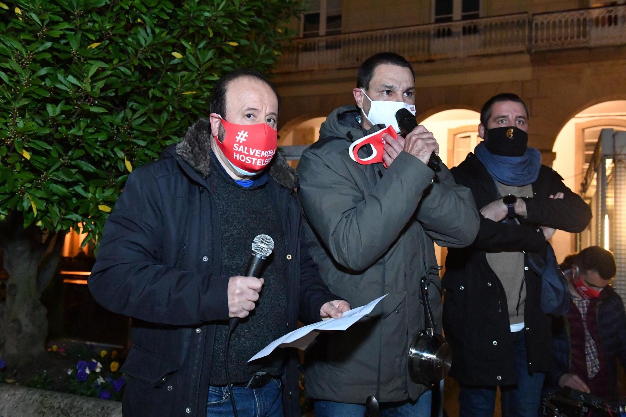 Trescientos hosteleros de A Coruña demandan ayudas "inmediatas" para salvar el sector por los cierres