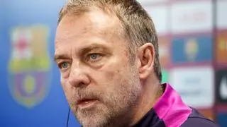 Flick, sobre los árbitros: "Somos humanos y todo el mundo se equivoca"