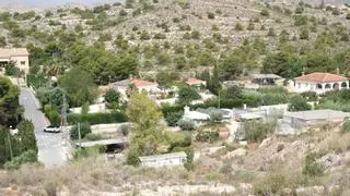 Acuerdo entre Alicante y Agost para llevar agua corriente a El Moralet