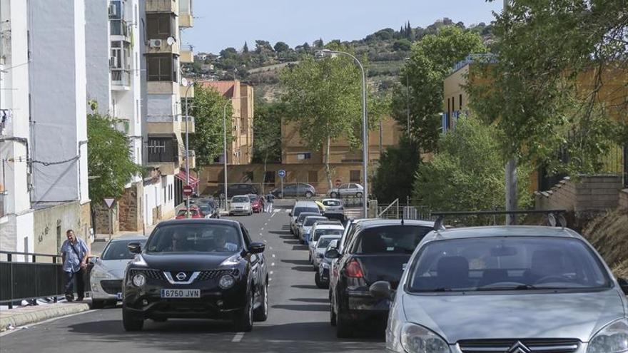 Llopis solicita ajustes de tráfico y una zona de estacionamientos