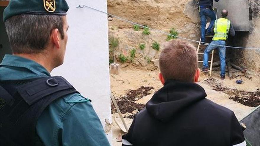 Dos detenidos por el robo en la gasolinera de las Herrerías