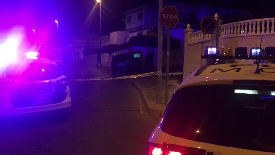 La Policía abre fuego contra un vehículo que huyó de un control en la Vega Baja