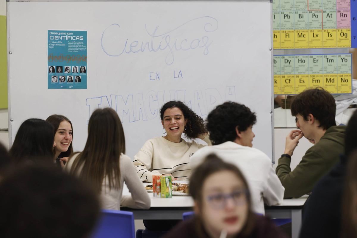 Nueve científicas despiertan vocaciones en el Colegio de La Inmaculada de Gijón