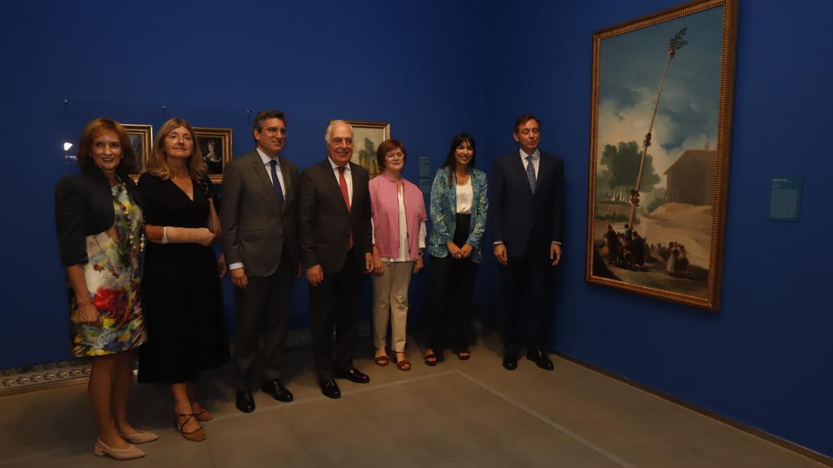 La exposición 'Azul. Colección Abelló' se ha presentado este jueves en el Museo Goya de Zaragoza (en la imagen, la obra 'La Cucaña', del genio de Fuendetodos).
