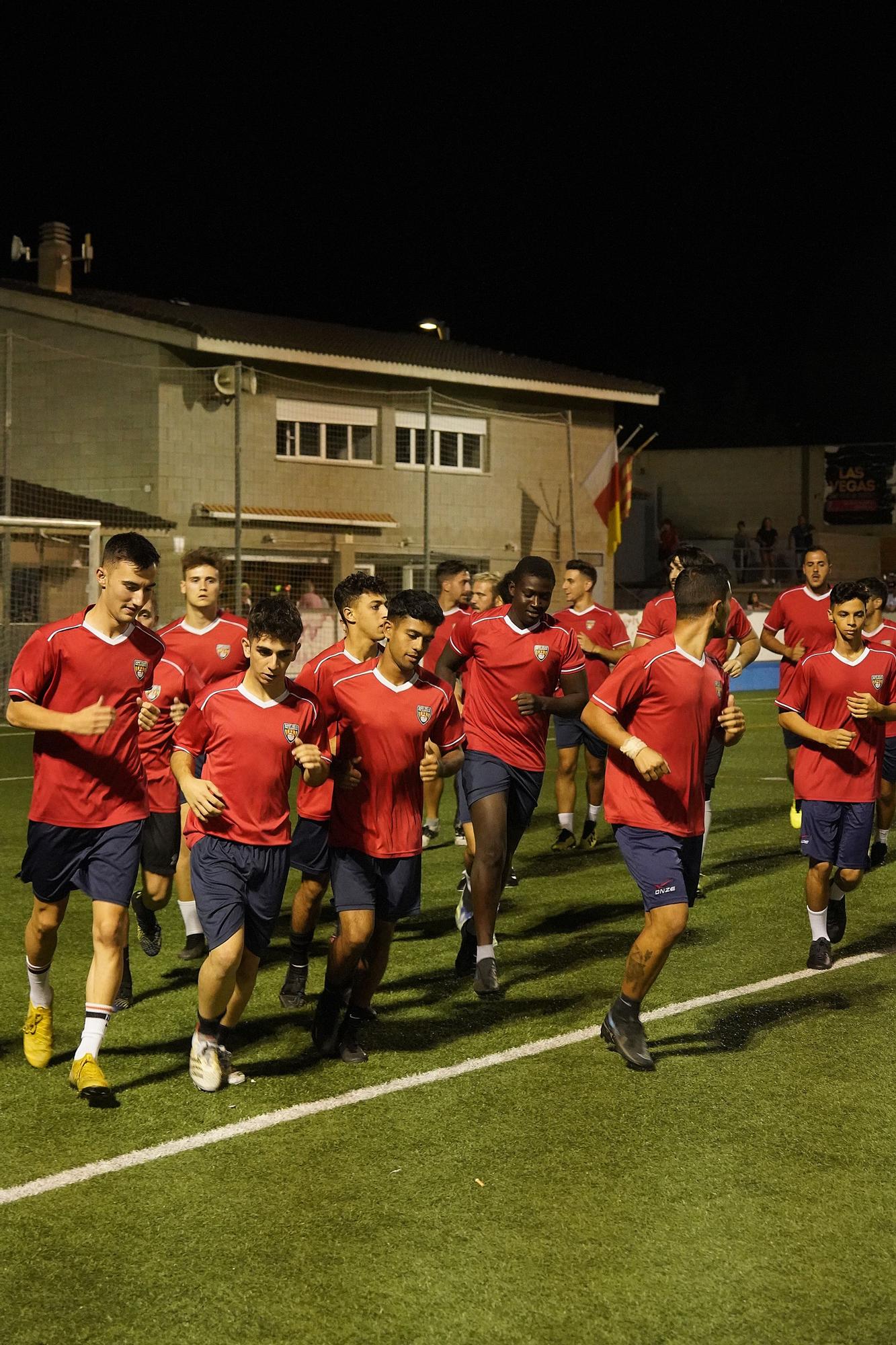 Club de Futbol Sant Feliu de Guíxols entrenant a Vilartagues