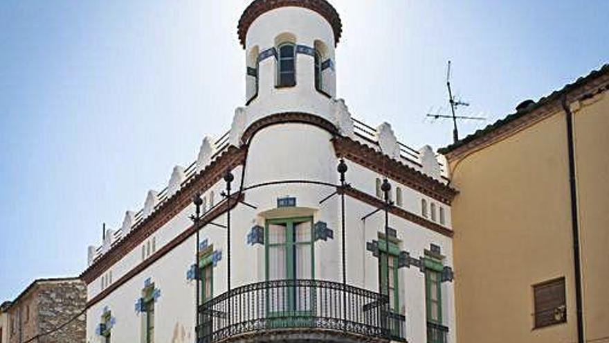 La casa Torre Estela d&#039;Agulla, d&#039;estil modernista.