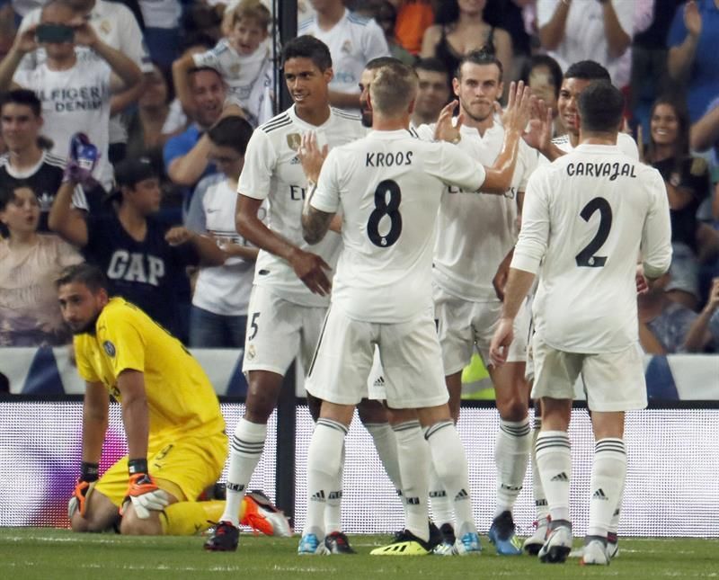 El Torneo Bernabéu entre Madrid y Milan, en imágen