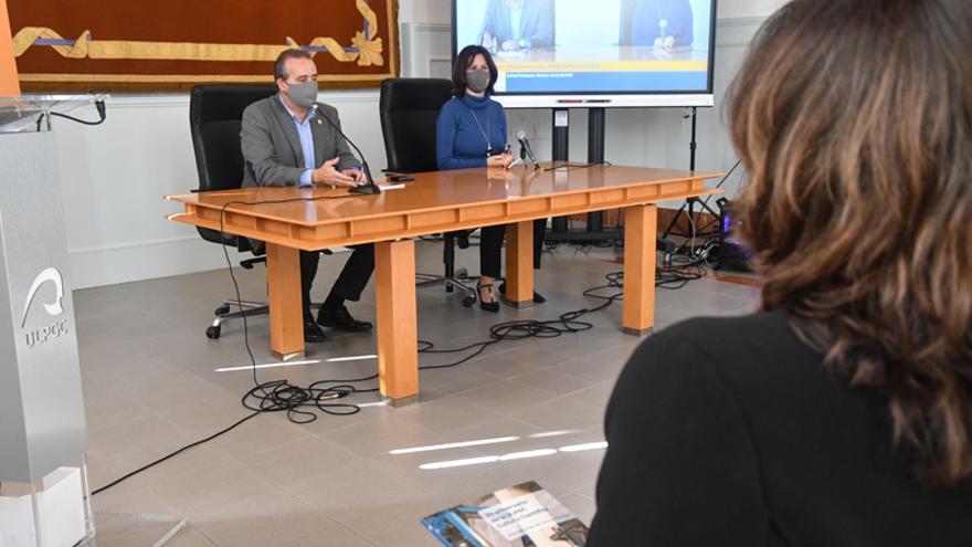 La ULPGC presenta el libro &quot;30 aniversario de la ULPGC Cultura Científica&quot;