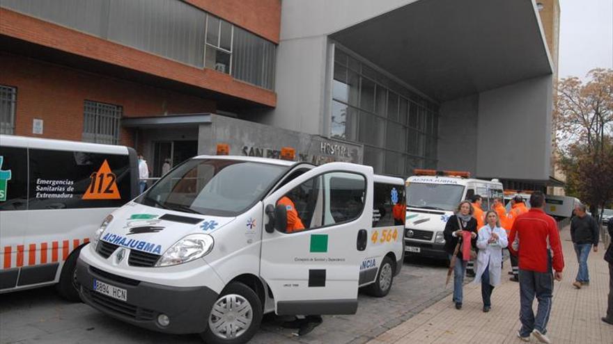 El consorcio de transporte recurre el contrato de las ambulancias en Extremadura