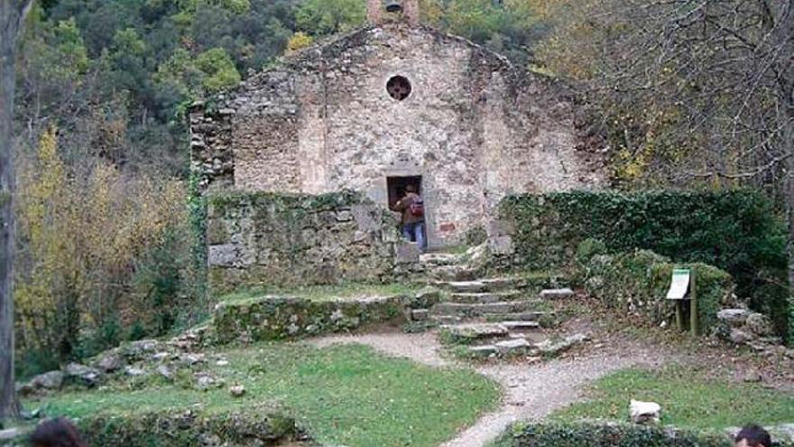 L&#039;ermita de Sant Aniol d&#039;Agujes.