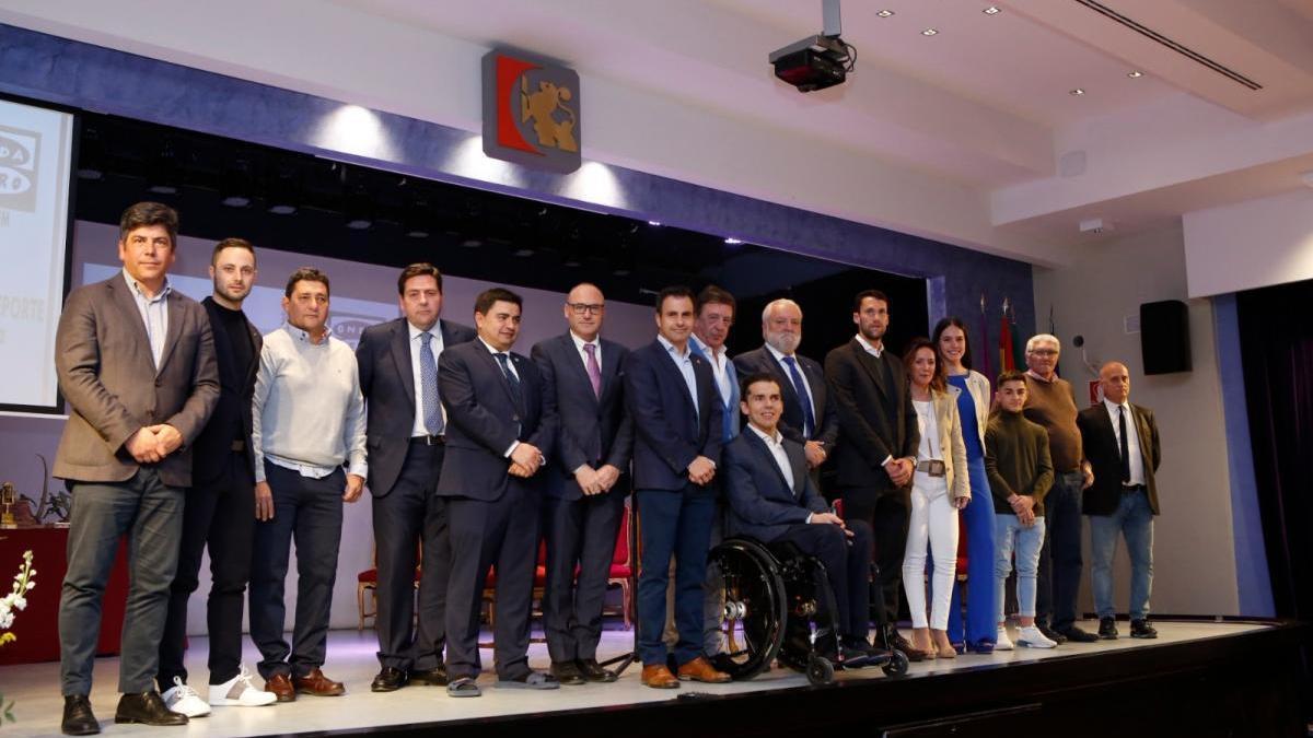 Manu Leal, Carmen Avilés y García Román, galardonados