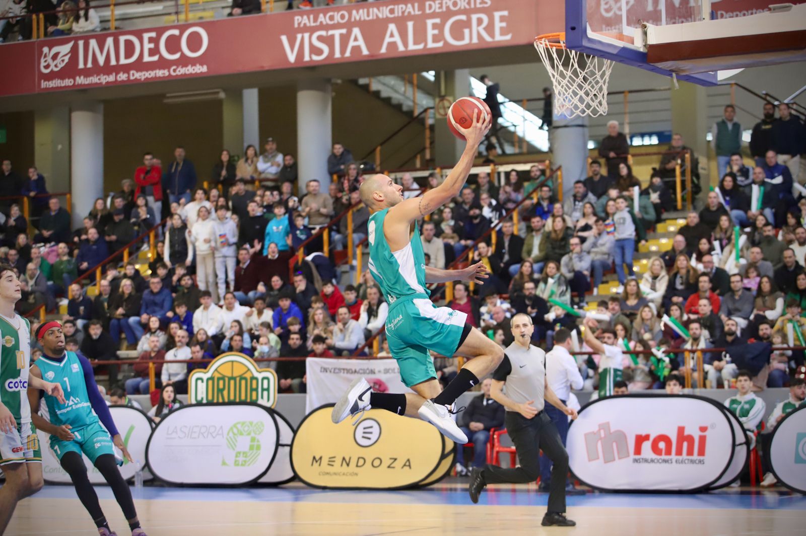 Coto Córdoba CB-UCB Córdoba : las imágenes del partido en Vista Alegre