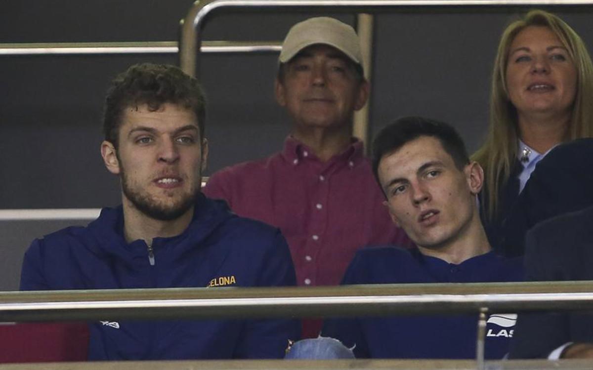 Vezenkov, con Kurucs en el palco