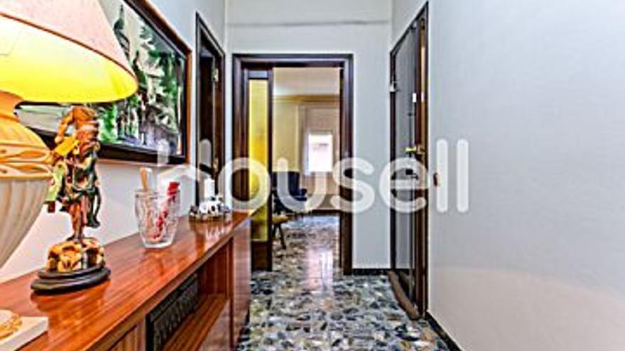 279.000 € Venta de casa en Manresa 250 m2, 8 habitaciones, 2 baños, 1.116 €/m2, 1 Planta...