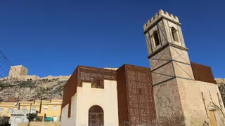 Protestas en Lorca por la retirada de más de una veintena de enganches ilegales a la luz