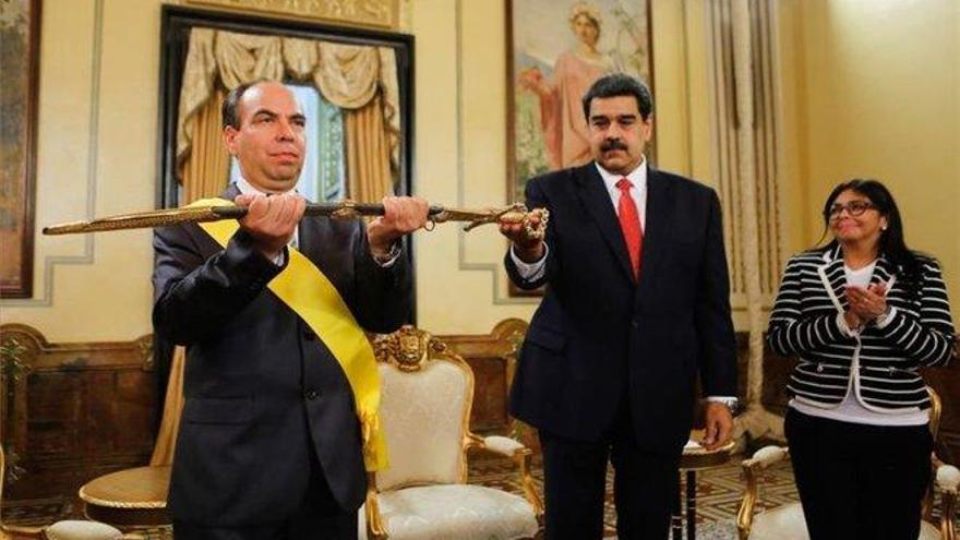 Maduro dice que a Venezuela y a Cuba los une el amor y la hermandad