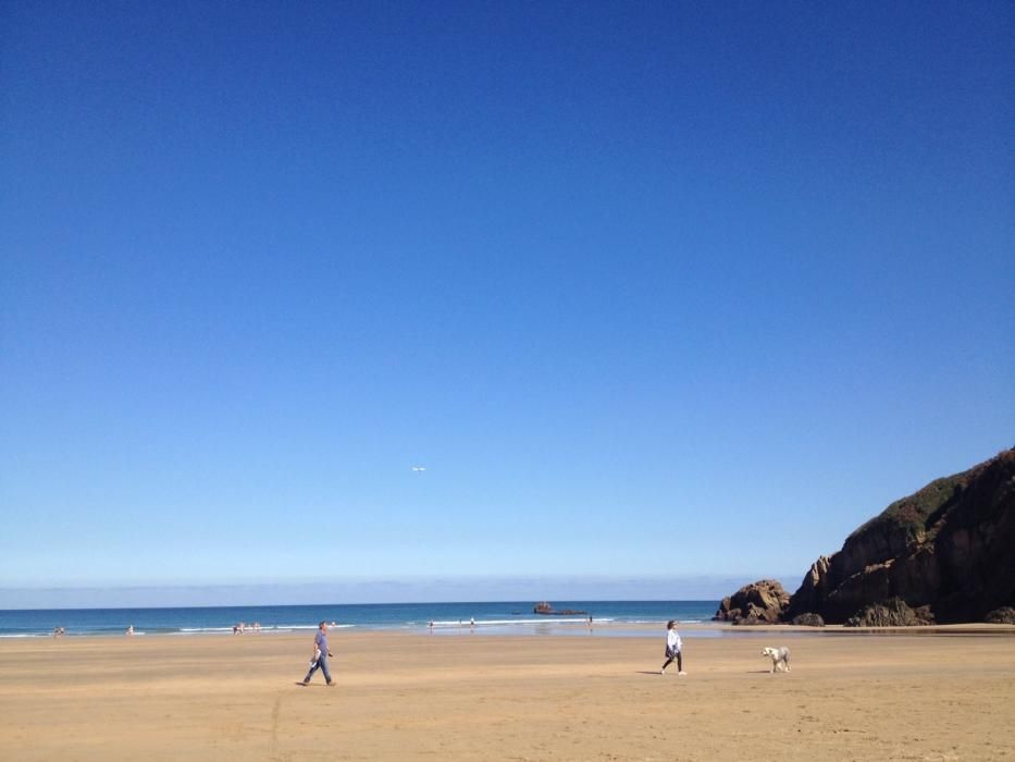 Jornada de playa en Muros del Nalón y Villaviciosa