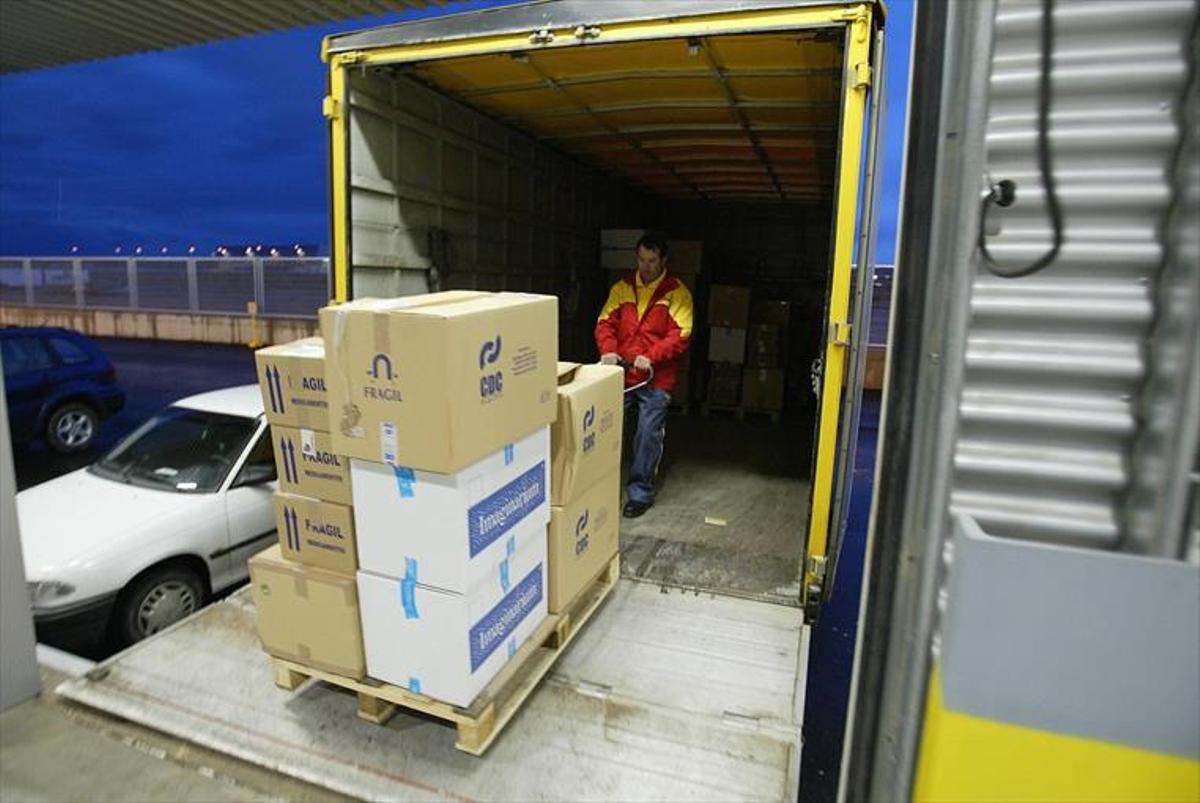 El comercio electrónico impulsa el sector aragonés de la paquetería