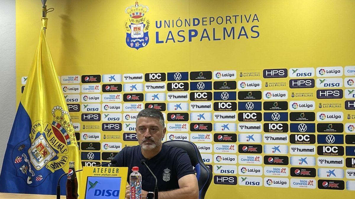 Rueda de prensa de García Pimienta antes del partido ante el Andorra