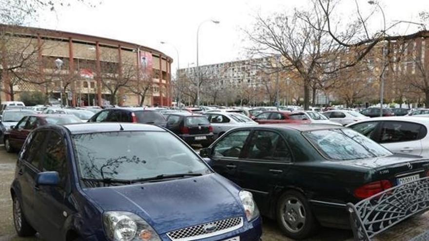 La nueva ordenanza de movilidad de Córdoba incluye zonas de aparcamiento vecinal que podrán vigilarse con drones
