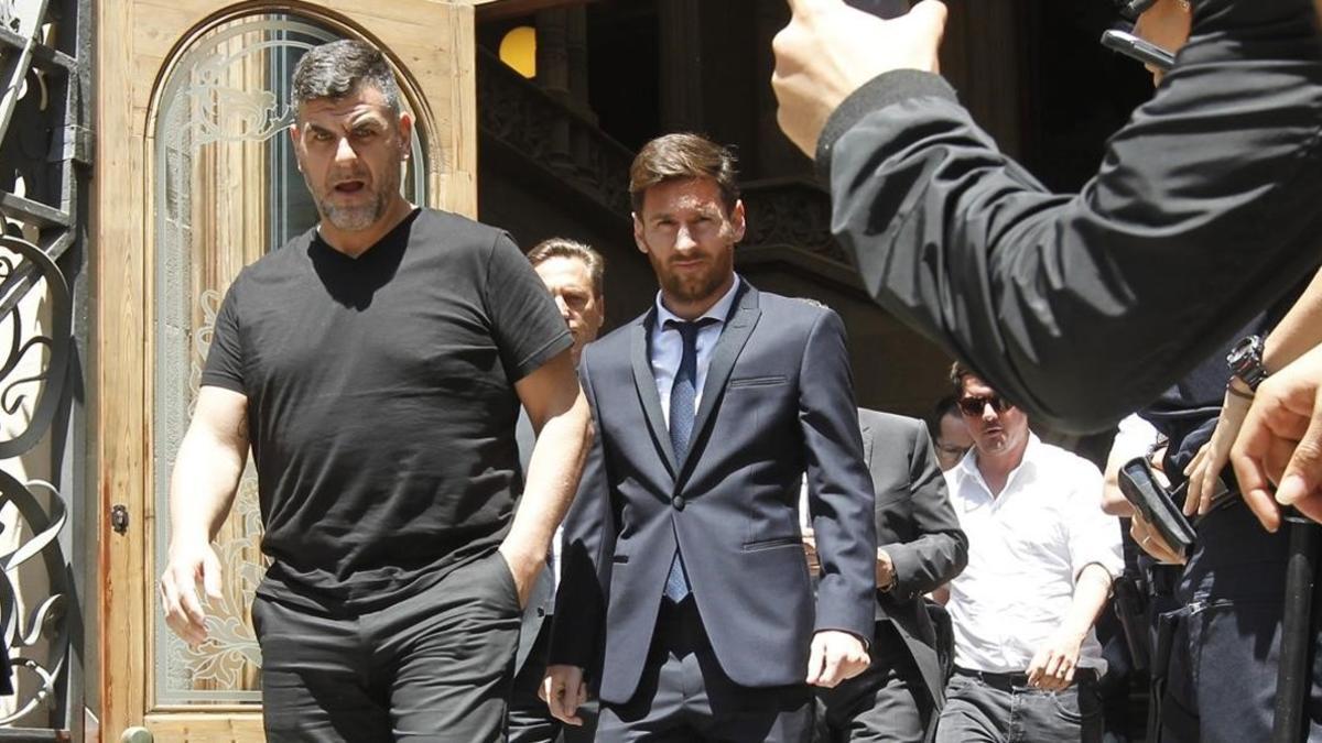 Messi, a la salida del Palau de Justícia de Barcelona, tras declarar junto a su padre, el pasado 2 de junio