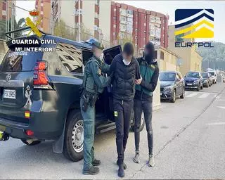 Más de 20 detenciones, 58 cuentas bloqueadas y 117.000 kilos de droga: golpe a la mayor red de narcotráfico que suministraba hachís en España