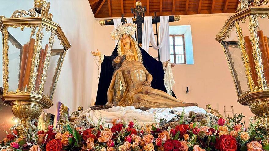 Momento crítico en Huelva con un paso sin 20 costaleros en pleno Viernes Santo