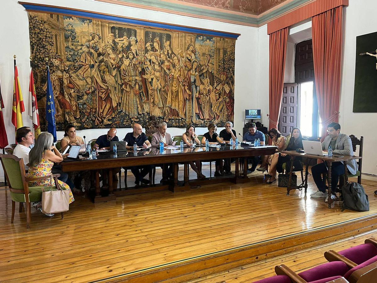 Pleno de Agosto 2026, Toro