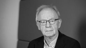 Lawrence Rees, historiador del nazisme: "És un miracle que existeixin democràcies"
