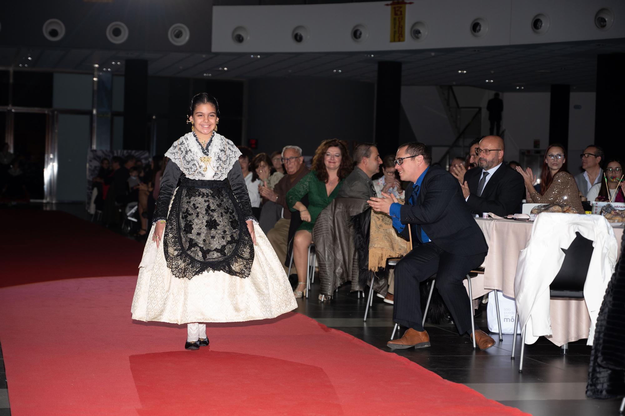 Las mejores imágenes de la presentación de la gaiata 13 Sensal en el Palau de la Festa de Castelló