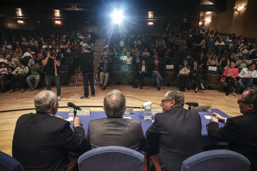 Inauguración del Encuentro de residentes de Medicina y Enfermería Familiar y Comunitaria de Asturias