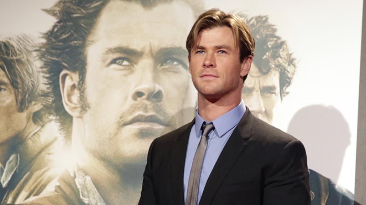 Chris Hemsworth desmenteix amb humor els rumors de crisi del seu matrimoni amb Elsa Pataky.