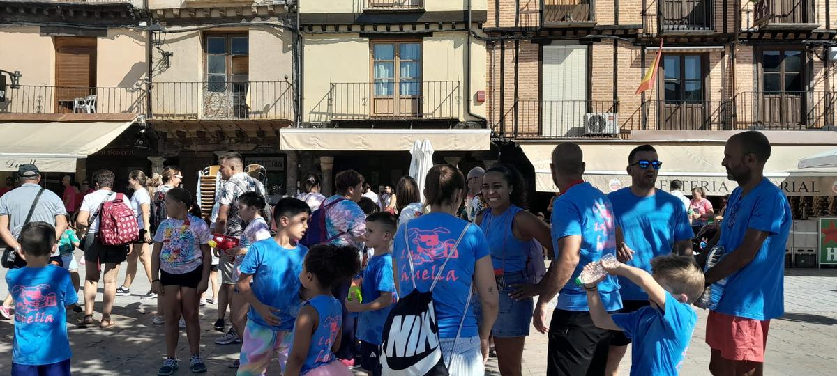 La concentración de peñas y la mojada dan inicio a las Fiestas de San Agutín en Toro La concentración de peñas y la mojada dan inicio a las Fiestas de San Agutín en Toro