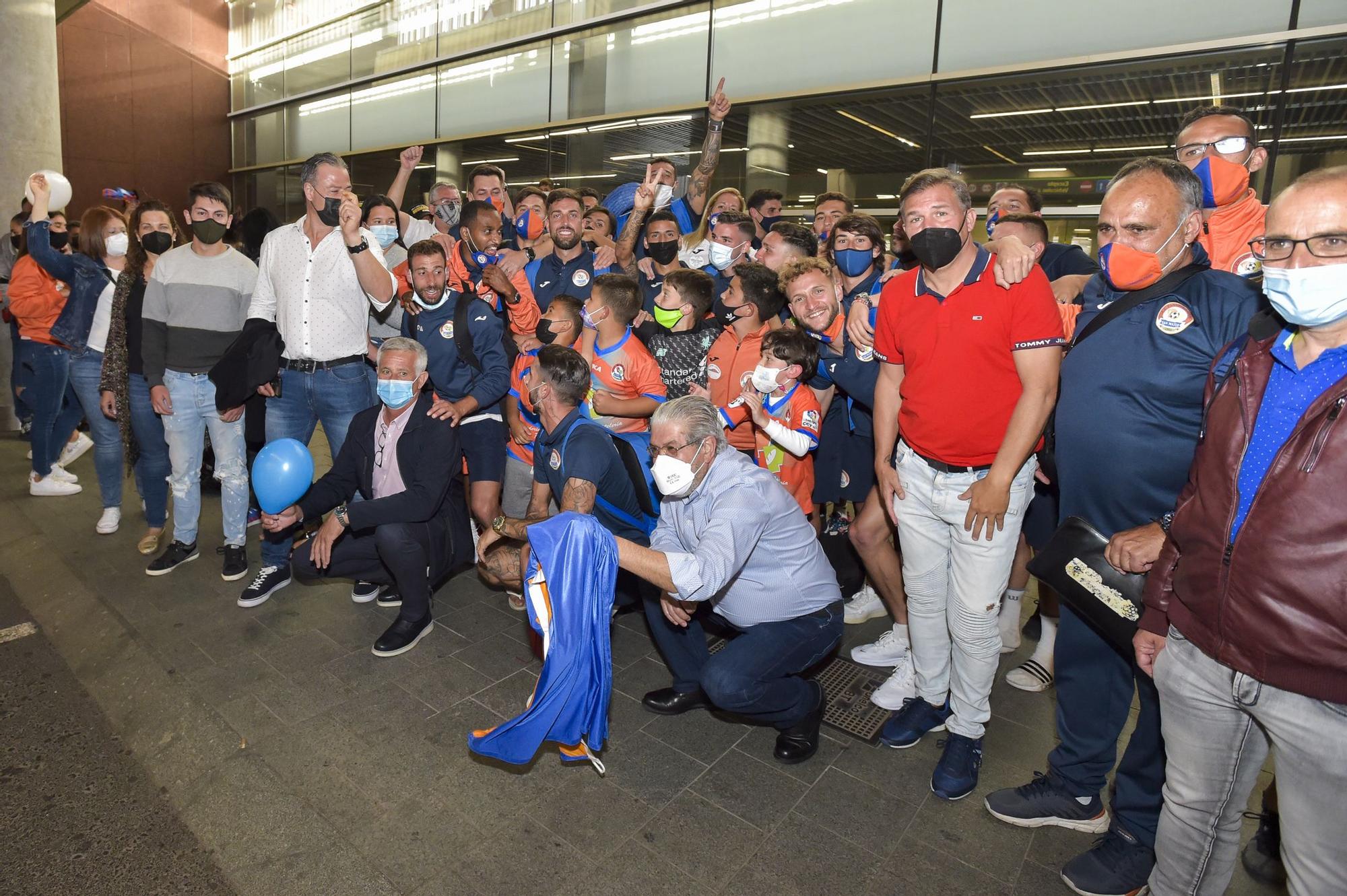 Llegada del Panadería Pulido San Mateo tras el ascenso