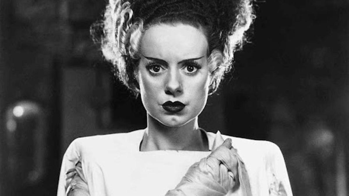 Elsa Lanchester en 'La novia de Frankestein'.