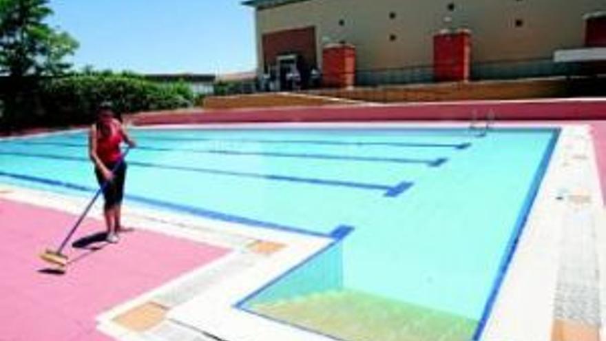 CCOO denuncia &quot;irregularidades&quot; en las pruebas para las piscinas