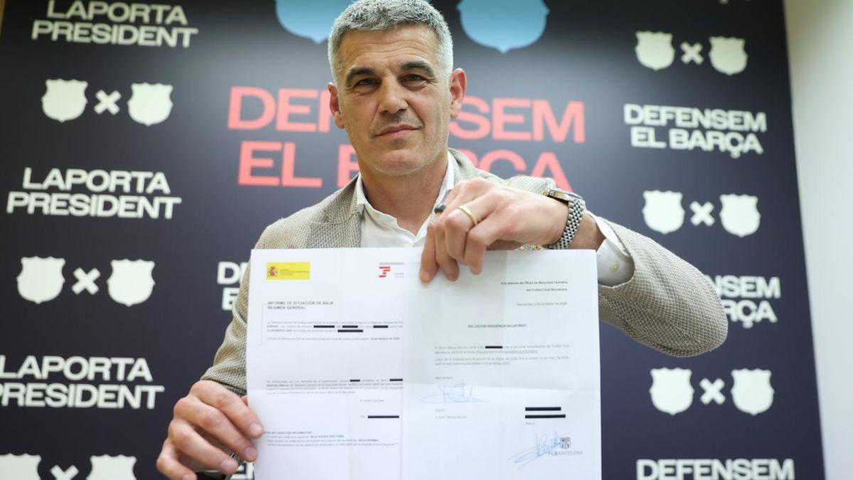 Enric Masip con la solicitud de excedencia del club y la baja tramitada en la Seguridad Social