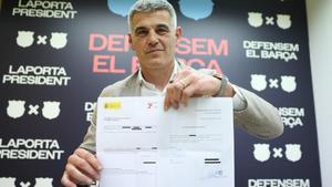 Enric Masip con la solicitud de excedencia del club y la baja tramitada en la Seguridad Social