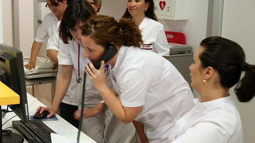 El hospital tiene abiertas tres salas de hospitalización.