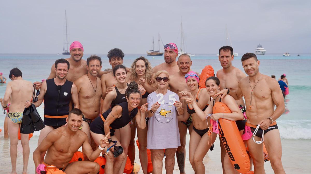 Galería: Vuelta a Formentera nadando contra la Fibrosis Quística Galería: Vuelta a Formentera nadando contra la Fibrosis Quística