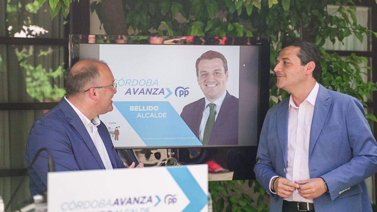 El candidato del PP, José María Bellido, y el vicesecretario de organización del PP, Miguel Tellado.