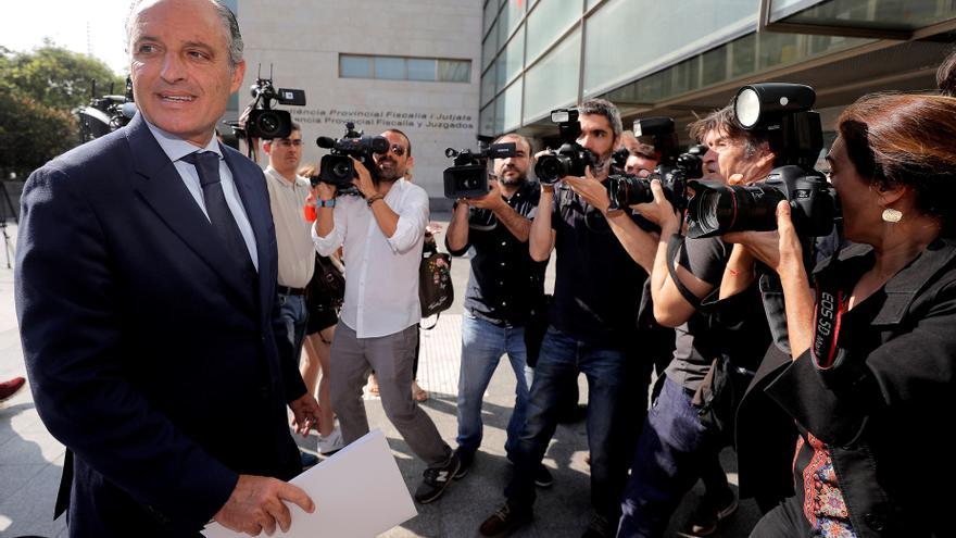 El PSOE pide apartar a uno de los jueces del tribunal de Camps en Gürtel porque fue alto cargo del Gobierno de Rajoy