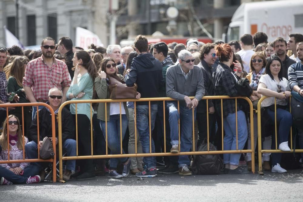 Búscate en la mascletà