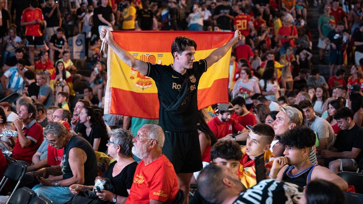 Pantalla gigante en Badalona para seguir el España-Francia